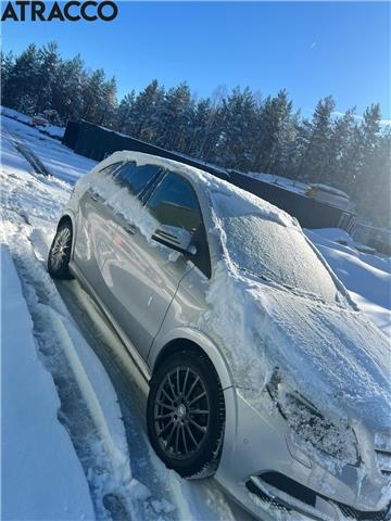 Mercedes B-Klasse 2011-2018 (W246) (W246), Motorkode: EM0004, Girkassekode: Automat