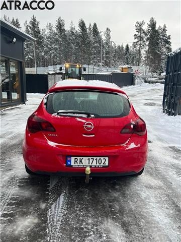 Opel Astra J 2010-2015 , Motorkode: A16XER, Girkassekode: Automat