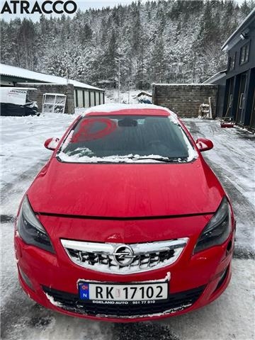 Opel Astra J 2010-2015 , Motorkode: A16XER, Girkassekode: Automat