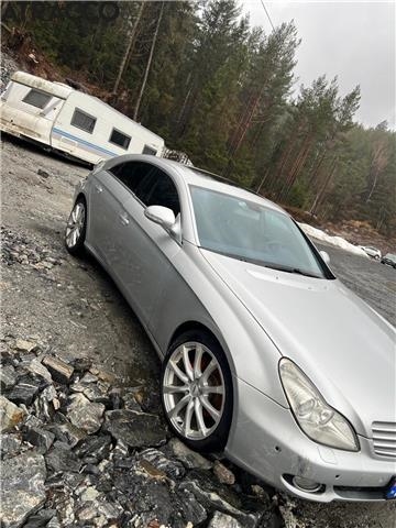 Mercedes CLS 2004-2010 (C219) (C219), Motorkode: OM642.920, Girkassekode: Automat