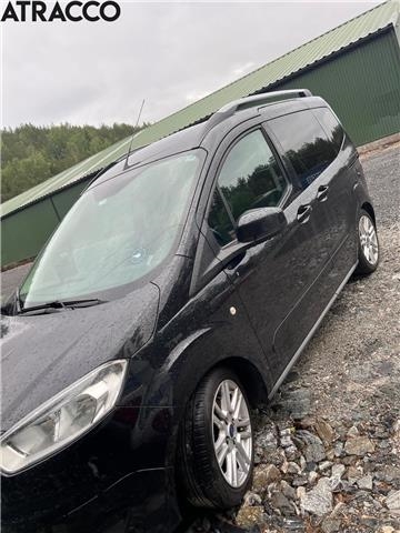 Ford Transit Courier 2014-2018 (Type I, Fase 1) , Motorkode: SFCA, Girkassekode: Manuell