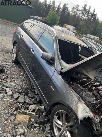 Mercedes E-Klasse 2009-2013 (Fase 1) (W212) (W212), Motorkode: OM642.858, Girkassekode: AUTOMAT