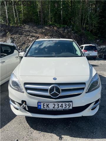 Mercedes B-Klasse 2011-2018 (W246) (W246), Motorkode: EM0004, Girkassekode: Automat
