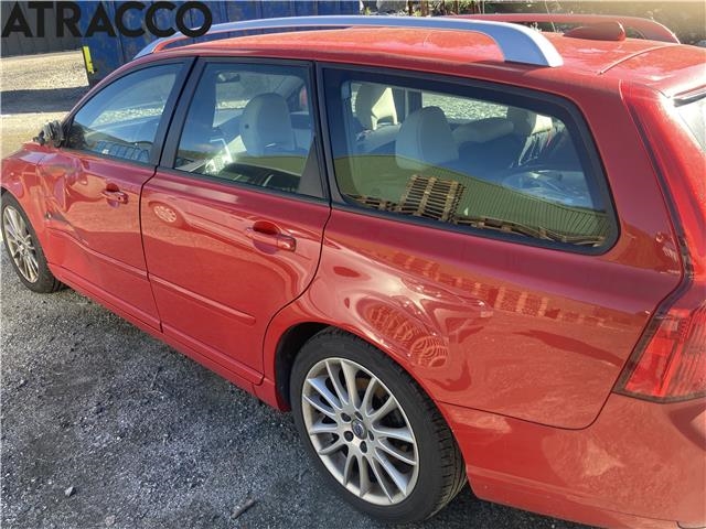 Volvo V50 2007-2012 (Fase 2) , Motorkode: D4162T, Girkassekode: Manuell