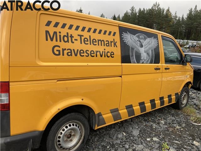VW Transporter / Caravelle 2009-2015 (Fase 2) (T5) (T5), Motorkode: CAAC, Girkassekode: Manuell