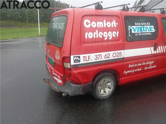 Toyota Hiace 2007-2012 (Fase 3) , Motorkode: 2KD-FTV, Girkassekode: Manuell