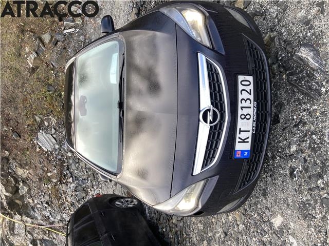 Opel Astra J 2010-2015 , Motorkode: A20DTH, Girkassekode: Manuell
