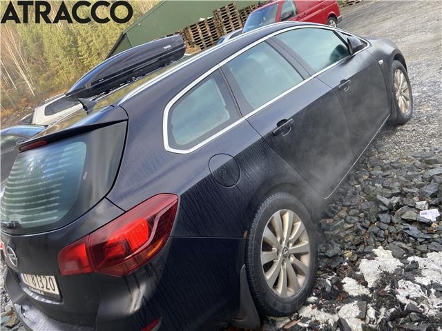 Opel Astra J 2010-2015 , Motorkode: A20DTH, Girkassekode: Manuell