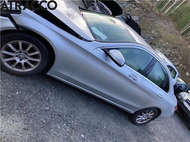 Mercedes C-Klasse 2014-2018 (Fase 1) (W205) (W205), Motorkode: M274.910, Girkassekode: Automat