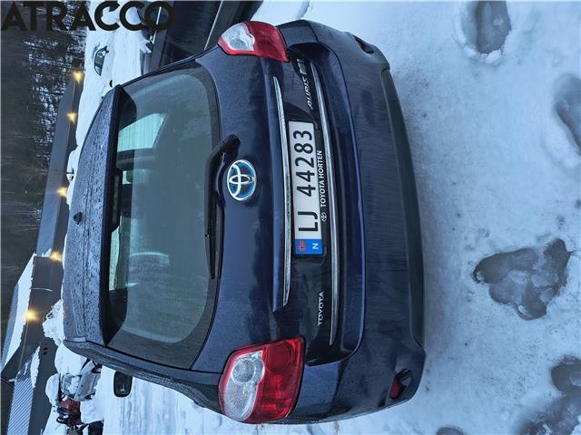 Toyota Auris 2010-2012 (Type I, Fase 2) , Motorkode: 2ZR-FXE, Girkassekode: Automat