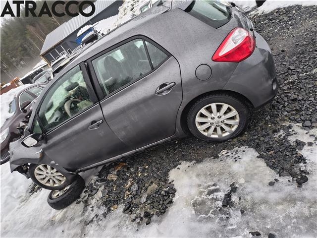 Toyota Auris 2010-2012 (Type I, Fase 2) , Motorkode: 2ZR-FXE, Girkassekode: Automat