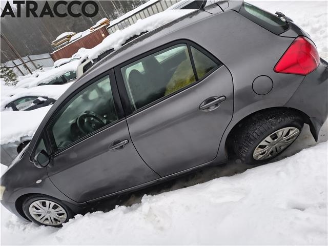 Toyota Auris 2010-2012 (Type I, Fase 2) , Motorkode: 1ND-TV, Girkassekode: Manuell