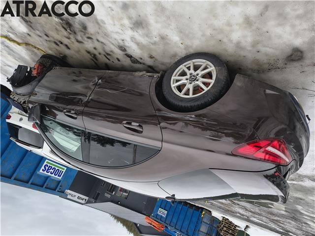 Mercedes CLA 2013-2019 (C117) (C117), Motorkode: M270.910, Girkassekode: Automat