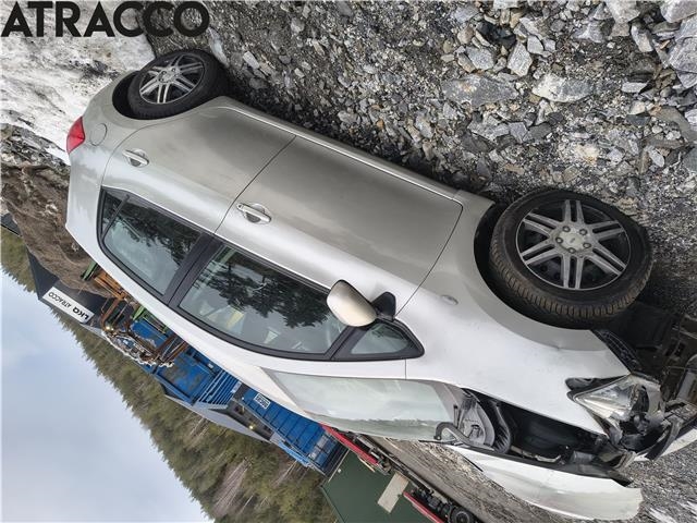 Toyota Auris 2010-2012 (Type I, Fase 2) , Motorkode: 1ND-TV, Girkassekode: Automat