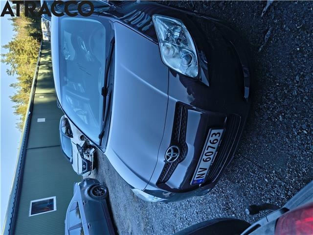 Toyota Auris 2010-2012 (Type I, Fase 2) , Motorkode: 1ND-TV, Girkassekode: Manuell