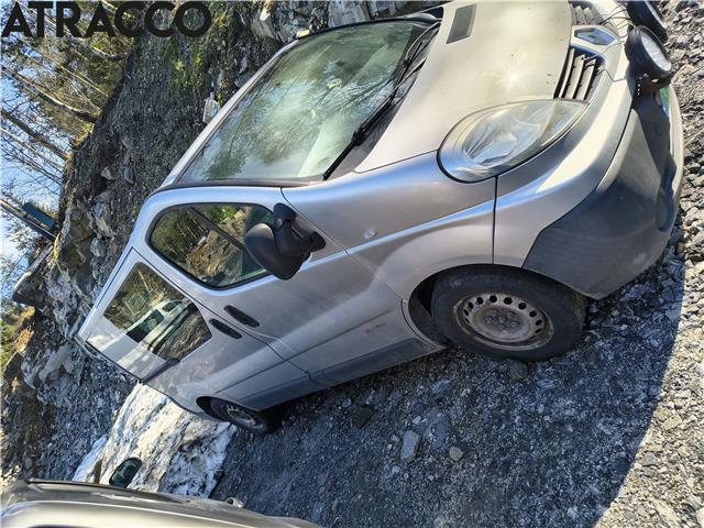 Renault Trafic 2006-2014 , Motorkode: M9R-780, Girkassekode: Manuell