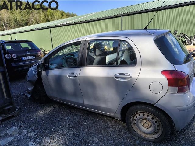 Toyota Yaris 2006-2009 (Type II, Fase 1) , Motorkode: 1ND-TV, Girkassekode: Automat