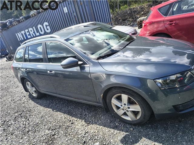Škoda Octavia 2013-2016 (Type III, Fase 1) , Motorkode: CLHA, Girkassekode: Manuell