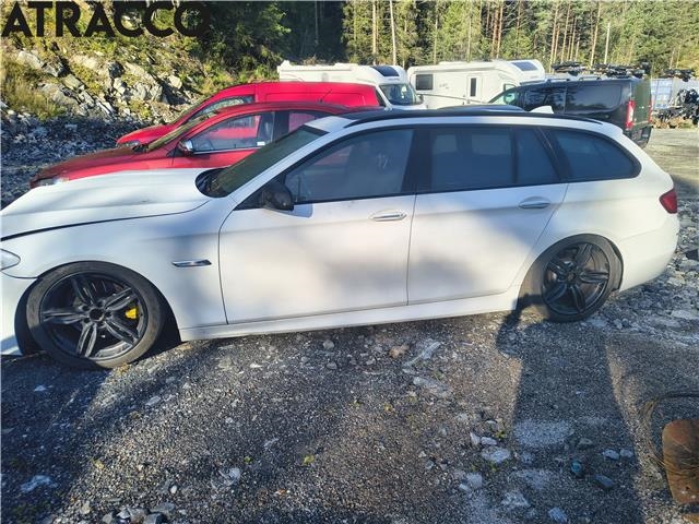 BMW 5-Serie 2010-2017 (F10/F11) (F10/F11), Motorkode: N47-D20C, Girkassekode: Automat