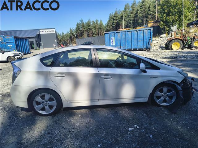 Toyota Prius 2009-2016 (Type III) (COMBI) (COMBI), Motorkode: 2ZR-FXE, Girkassekode: Automat