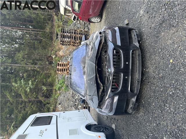 BMW 5-Serie 2010-2017 (F10/F11) (F10/F11), Motorkode: S63-B44B, Girkassekode: Automat