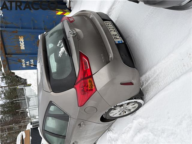 Toyota Auris 2013-2015 (Type II, Fase 1) , Motorkode: 1ZR-FAE, Girkassekode: Manuell