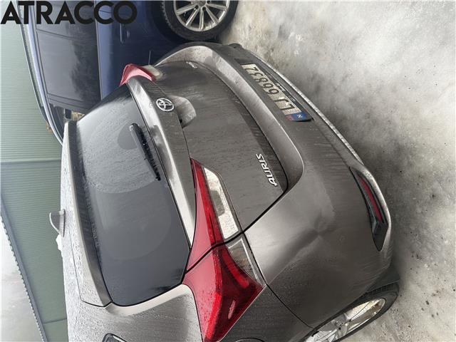 Toyota Auris 2015-2019 (Type II, Fase 2) , Motorkode: 2ZR-FXE, Girkassekode: Automat