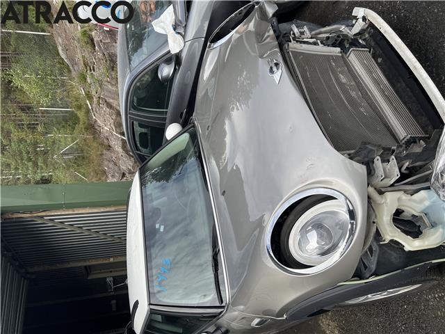 Mini One/Cooper 2014-->> (F54-57) (F54-57), Motorkode: B38-A15A, Girkassekode: Manuell