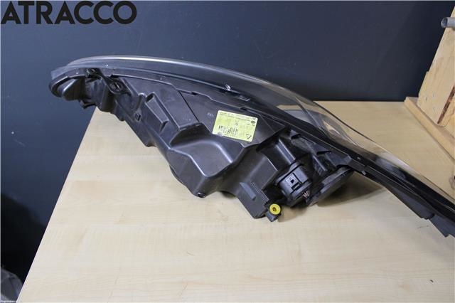 Frontlykt høyre halogen til Ford Fiesta 2008-2012 (Type VI, Fase 1)  (1734613|)