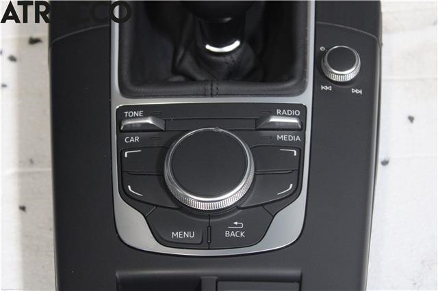 Diverse deler til Audi A3 2009-2012 (Type II, Fase 2)  (8V0919614|)