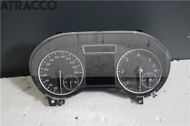 Instrumentpanel til Mercedes B-Klasse, 2011-2018 (W246) (W246) (A2469005405)