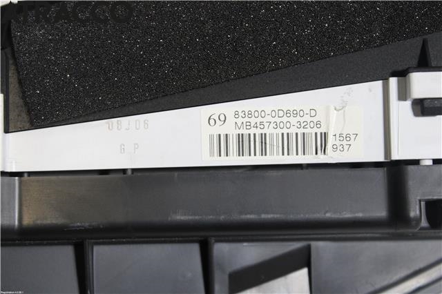 Instrumentpanel til Toyota Yaris 2006-2009 (Type II, Fase 1)  (838000D690D|)