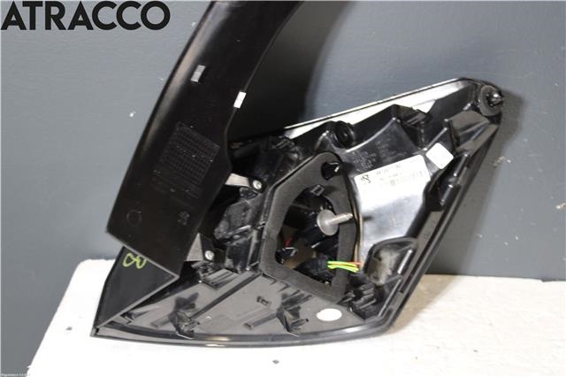 Baklykt venstre til Peugeot 3008 2016-->> (Type II)  (9810477180|)