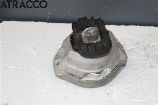 Motorfeste til BMW 5-Serie, 2003-2010 (E60/E61) (E60/E61) (22116769874)