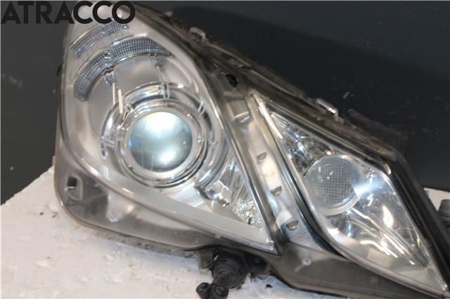 Frontlykt høyre halogen til Mercedes E-Klasse, Coupe/Cab 2009-2013 (Fase 1) (C207) (C207) (A2078202561|)