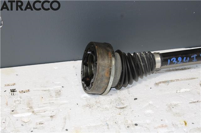 Drivaksel venstre foran til VW Passat 2011-2015 (B7) (B7) (1K0407271LB|)