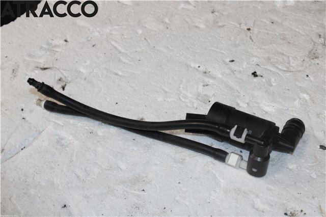 Spylerpumpe foran til Ford Focus 2014-2018 (Type III, Fase 2)  (2205506|)