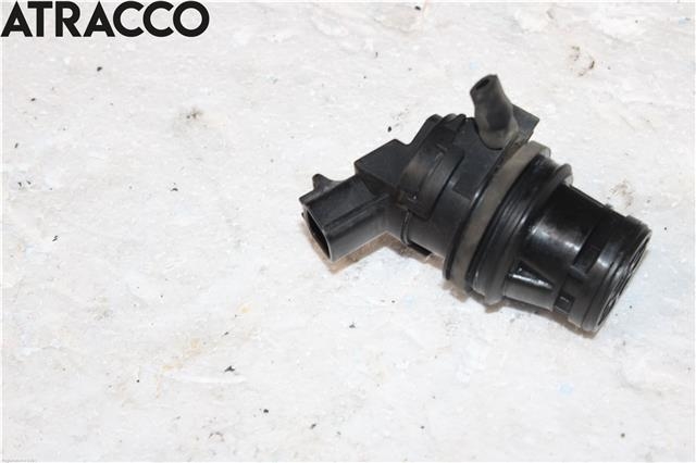 Spylerpumpe foran til Toyota RAV4 2009-2013 (Type III, Fase 2)  (8533071010|)
