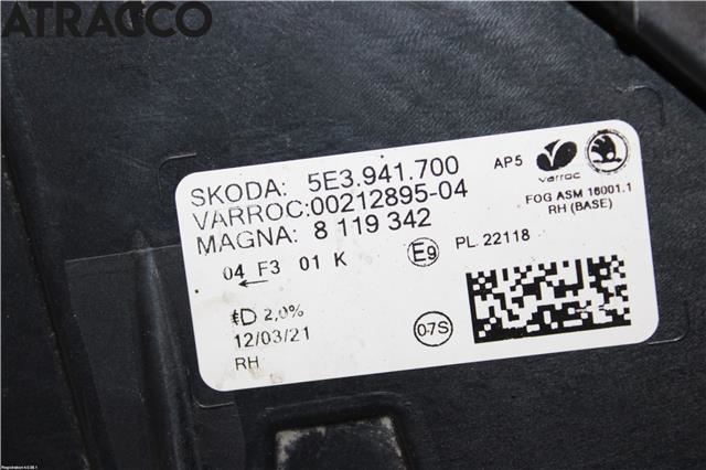 Tåkelykt høyre foran til Škoda Octavia 2017-2020 (Type III, Fase 2) (5E3941700|)