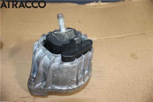 Motorfeste til BMW 3-Serie 2005-2011 (E90/E91/E92/E93) (E90/E91/E92/E93) (22116768800|)