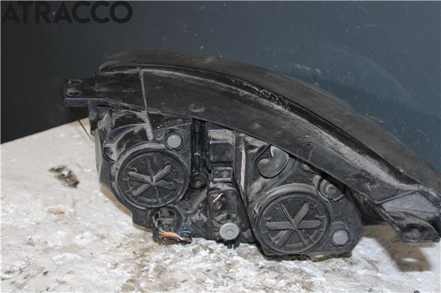 Frontlykt høyre halogen til Kia Soul 2014-2019 (Type II)  (92102E40101D|)