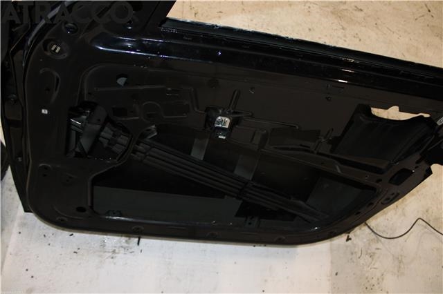 Dør høyre foran til BMW 5-Serie 2010-2017 (F10/F11) (F10/F11) (41515A2A3A6|)