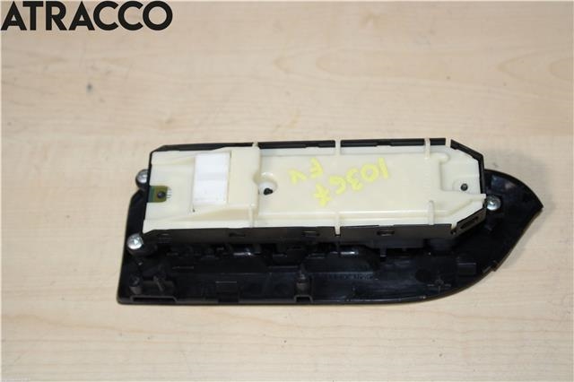 Bryter ruteheis til Toyota Land Cruiser 150 2010-2013 (Fase 1) (8404033100|)