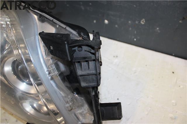 Frontlykt høyre halogen til Toyota Land Cruiser 70 1985-->>  (8113060E40|)