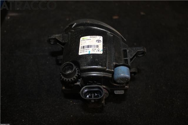 Tåkelykt høyre foran til Toyota Land Cruiser 70 1985-->>  (812200W040|)