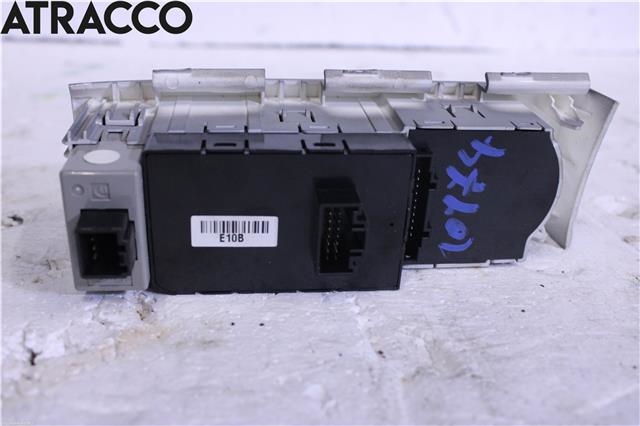 Bryter diverse til Kia Soul 2014-2019 (Type II)  (93600E4100BF6|)