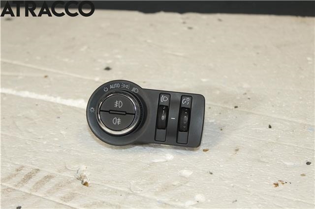 Bryter lys til Opel Astra J, 2010-2015 (13268702)