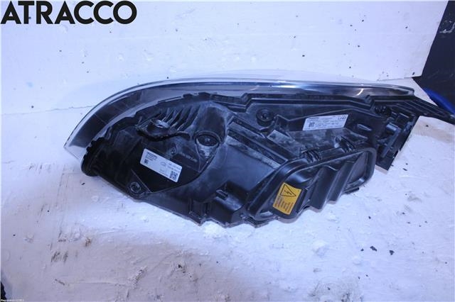 Frontlykt høyre halogen til Volvo V40 2012-2019 (31283327|)