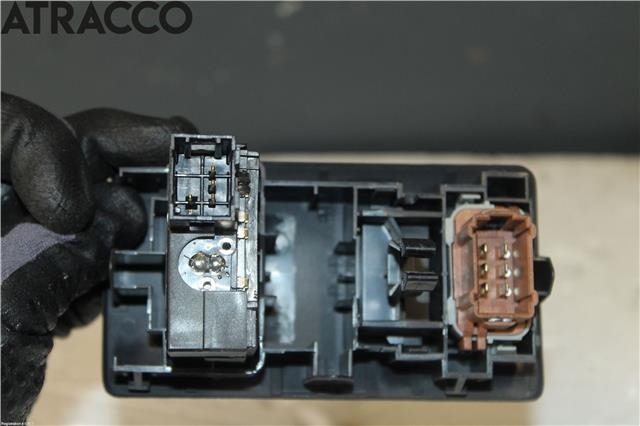 Frontlykter til Renault Kangoo 2008-2021 (Type II)  (8200379685|)