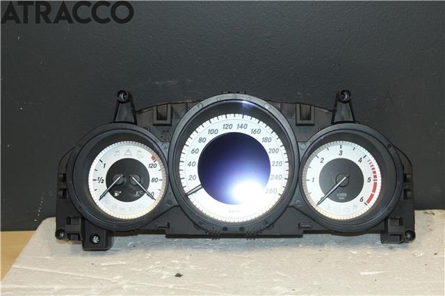 Instrumentpanel til Audi A3, 2009-2012 (Type II, Fase 2)  (A2049005513)